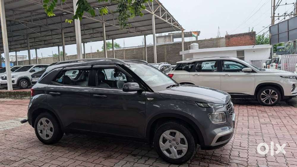 Hyundai Venue S Mt 1.2 Kappa, 2019, Petrol