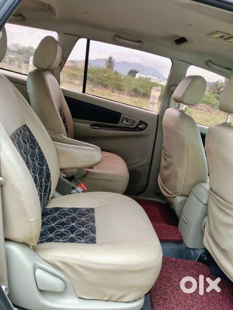 Toyota Innova 2.5 V 7 Str, 2012, Diesel