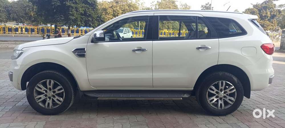 Ford Endeavour 3.2 Titanium 4x4 At, 2017, Diesel