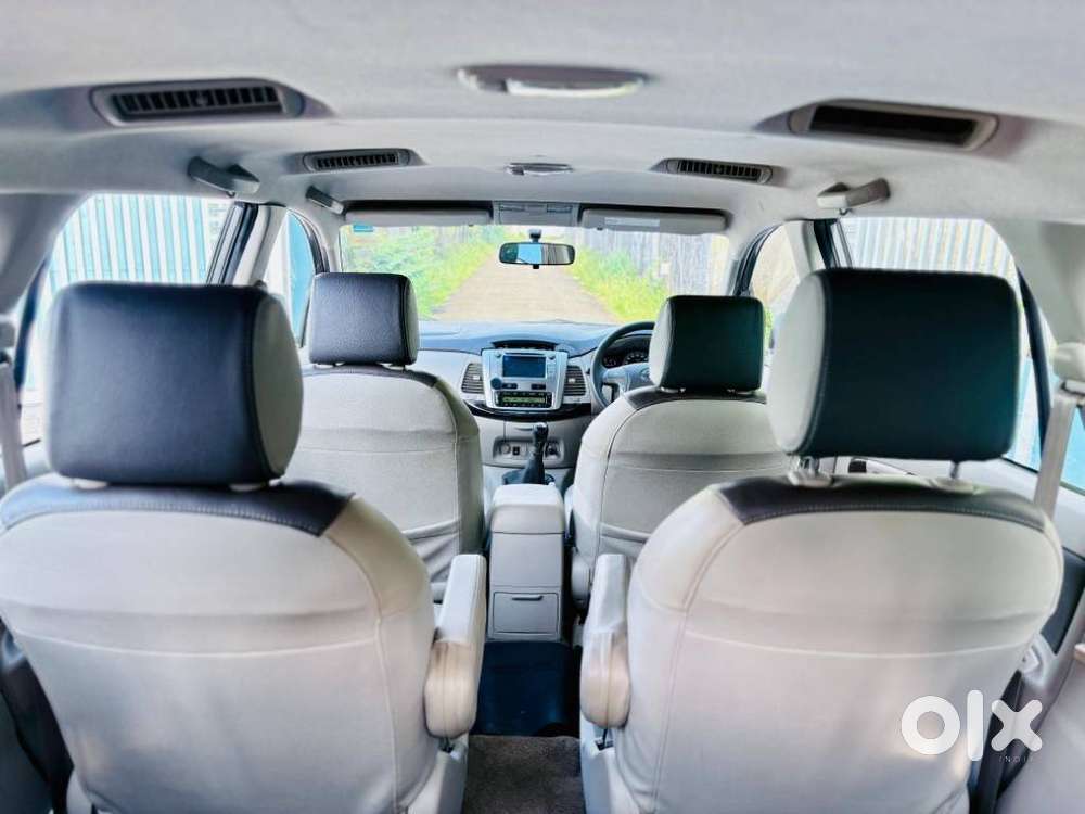 Toyota Innova 2.5 Z Diesel 7 Seater, 2013, Diesel