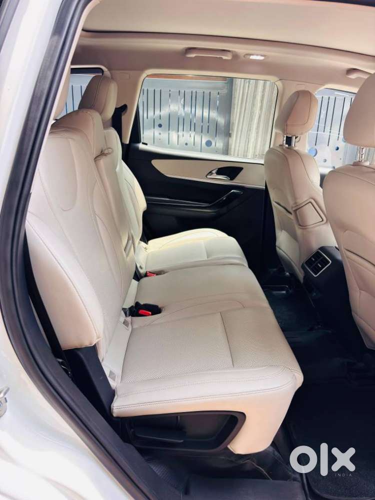 Mahindra Xuv700 Ax7 Awd, 2021, Diesel
