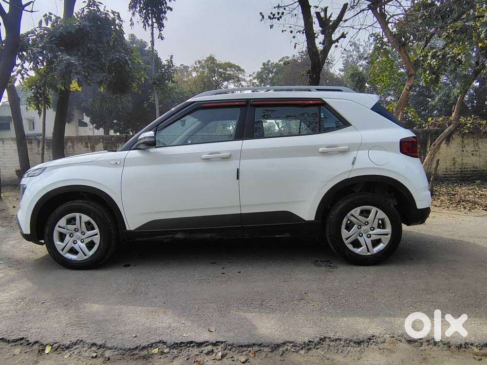 Hyundai Venue S Turbo Dct, 2019, Petrol