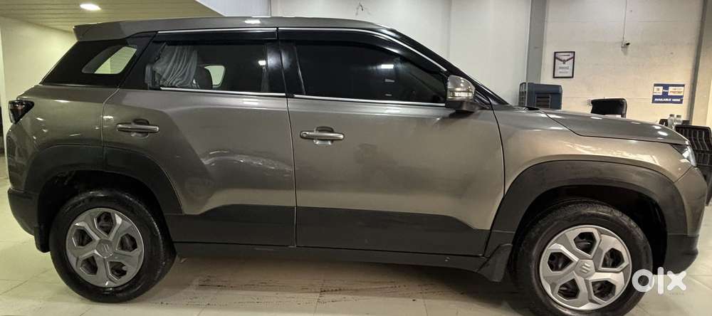 Maruti Suzuki Brezza 1.5 Vxi Cng, 2023, Cng & Hybrids