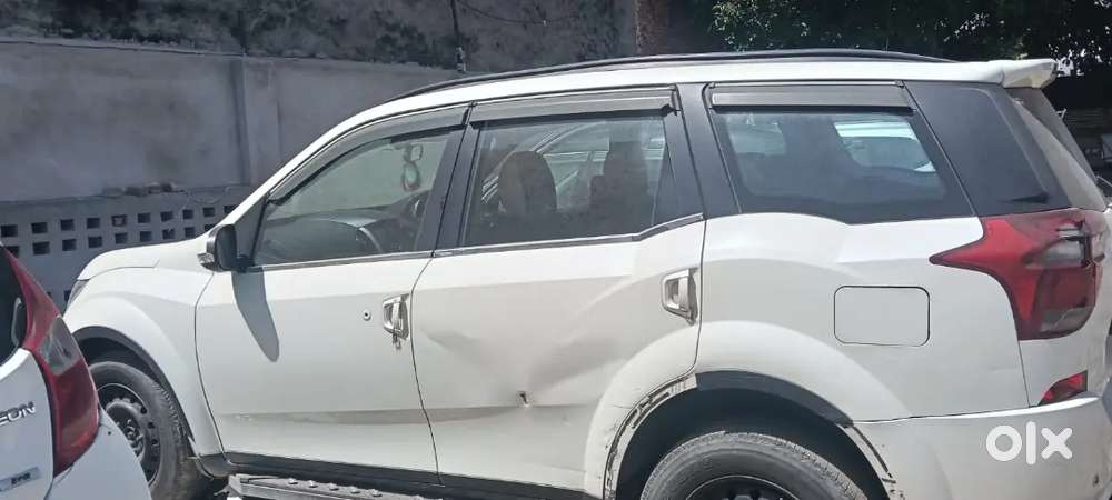 Mahindra Xuv500 2019 Diesel 99000 Km Driven