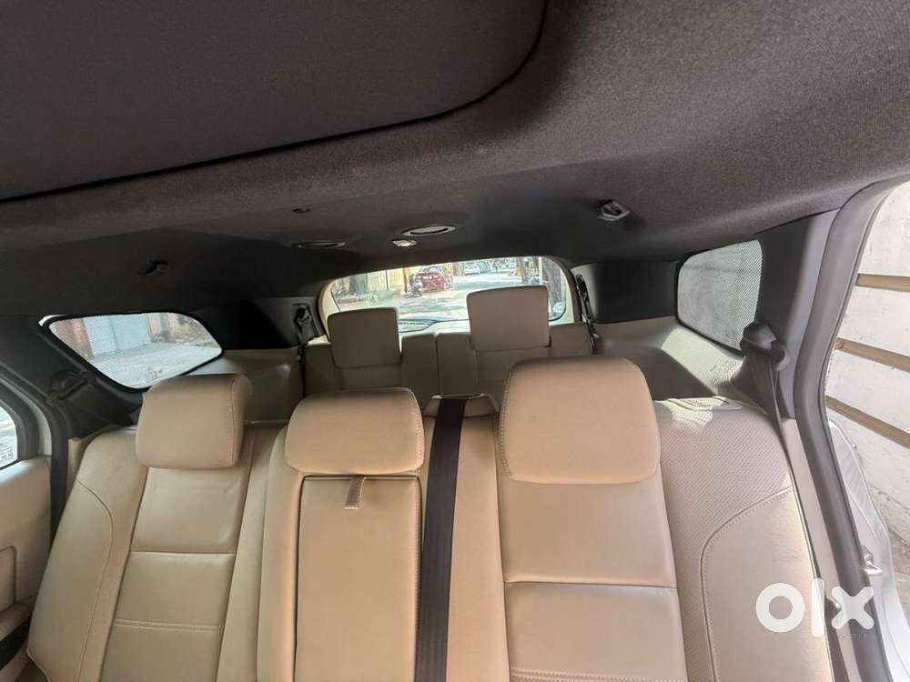 Ford Endeavour 3.2l At Top-end