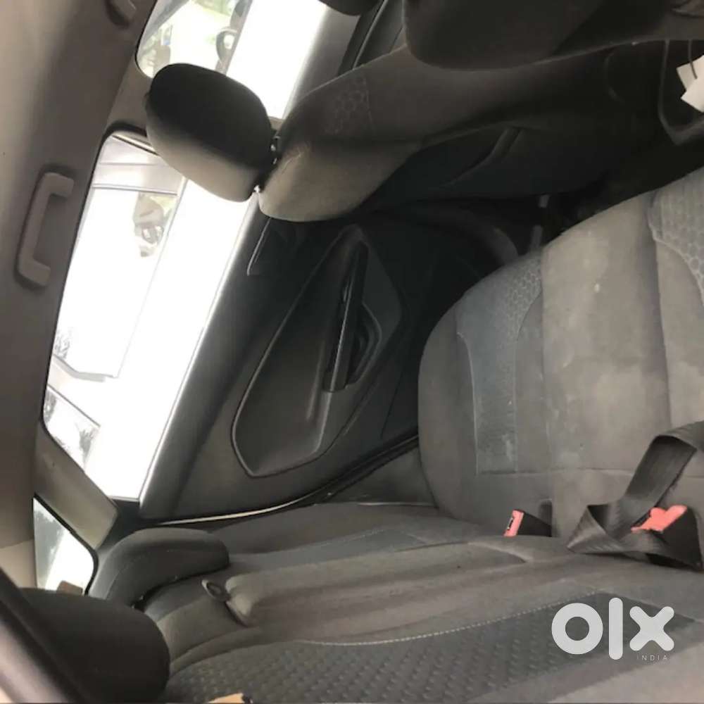 Ford Fiesta 2013 Petrol 100000 Km Driven