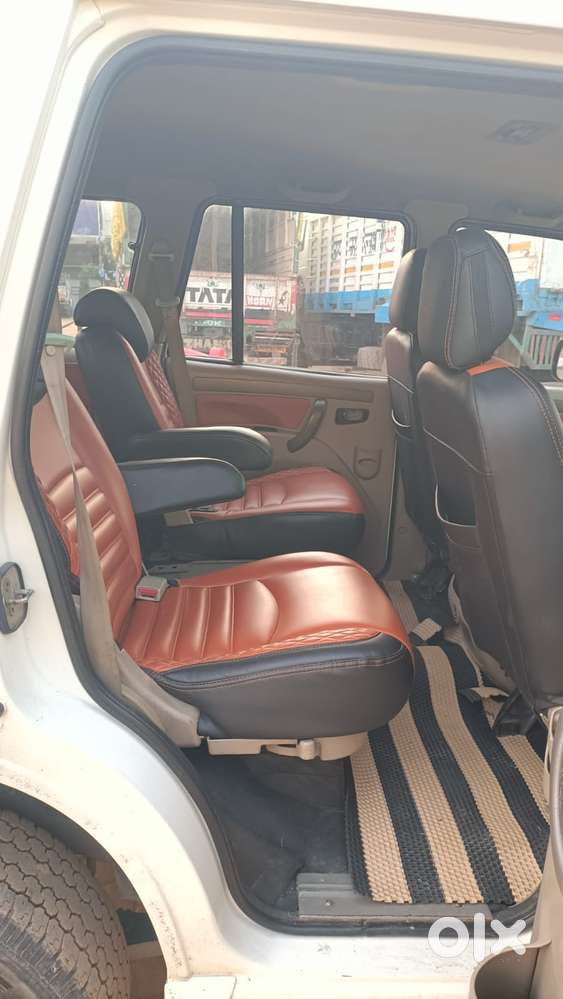 Mahindra Scorpio Vlx 2wd Abs At Bsiii, 2013, Diesel