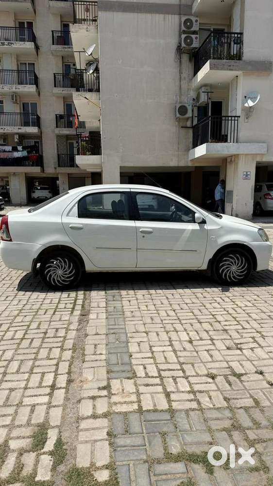 Toyota Etios 2011 Cng & Hybrids 96000 Km Driven