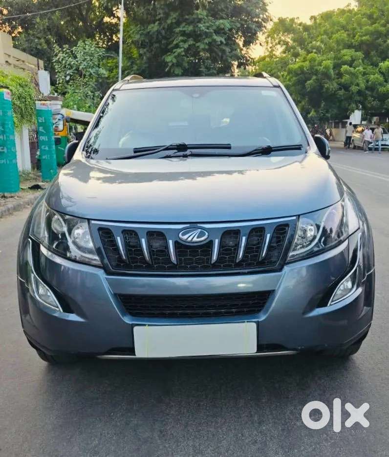 Mahindra Xuv500 At W10 Fwd, 2015, Diesel