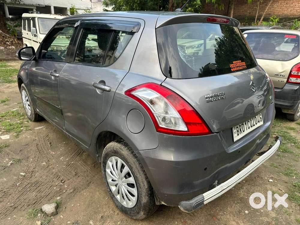 Maruti Suzuki Swift Vxi + Manual, 2015, Petrol