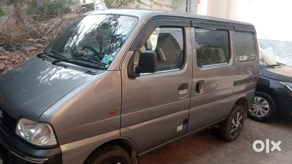 Maruti Suzuki Eeco 2023 Cng & Hybrids 80000 Km Driven