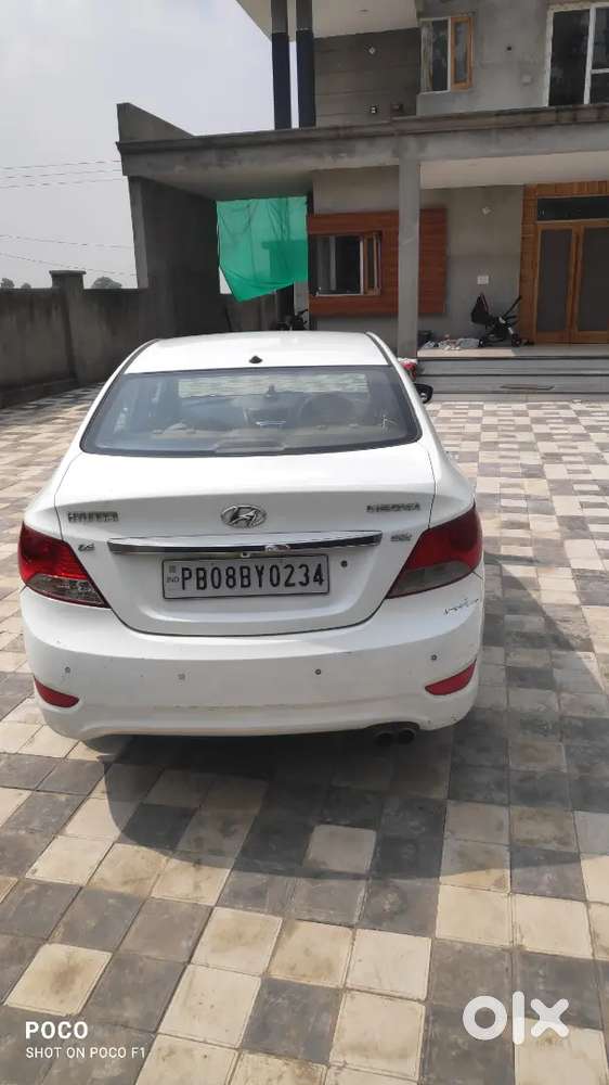 Hyundai Verna Crdi 2012
