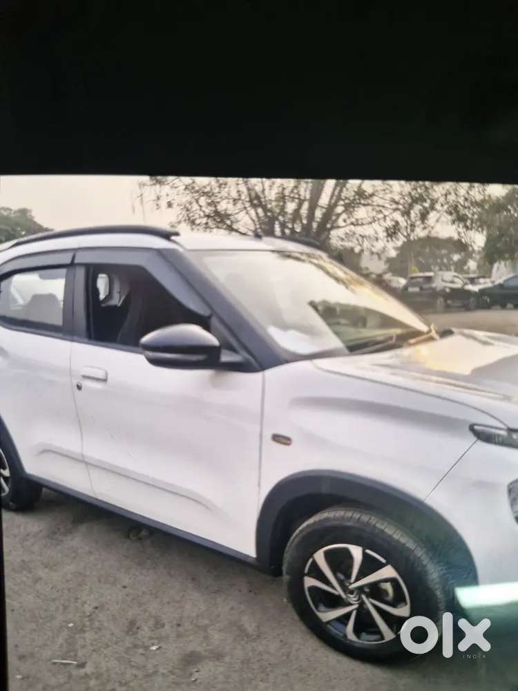 Citroen C3 2025 Petrol 5500 Km Driven