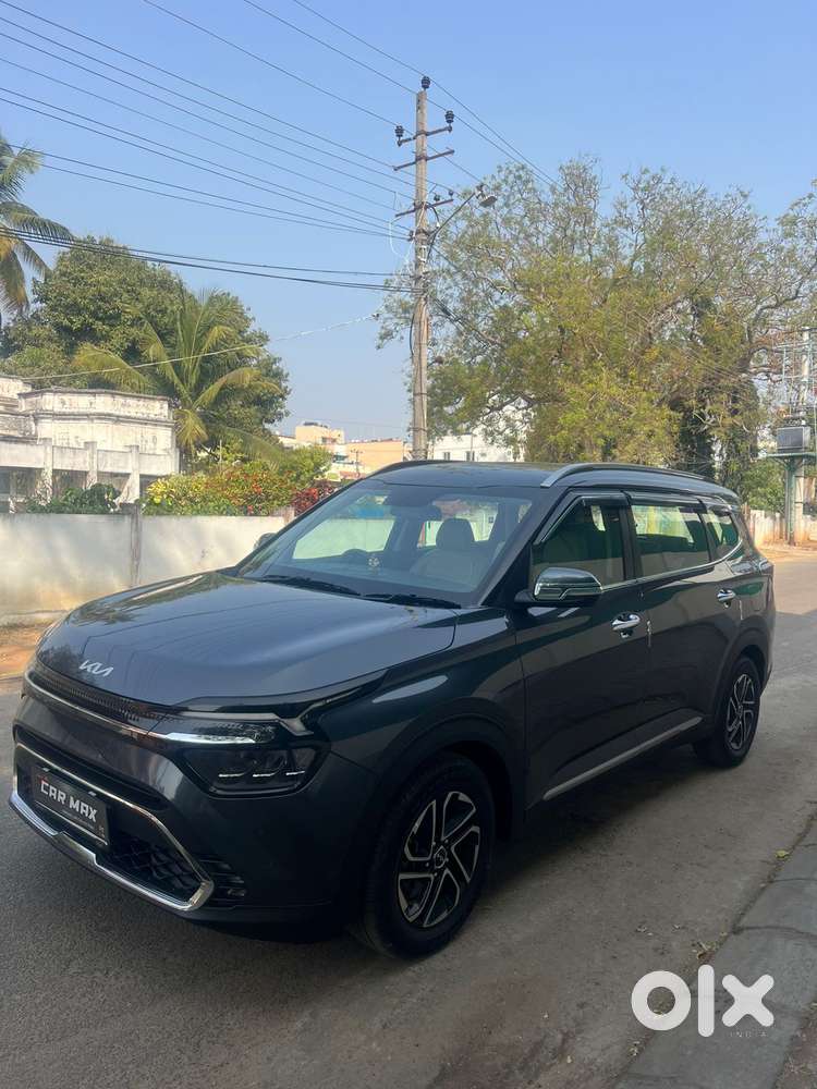 Kia Carens Luxury (o)1.5 Diesel At 7 Str, 2023, Diesel