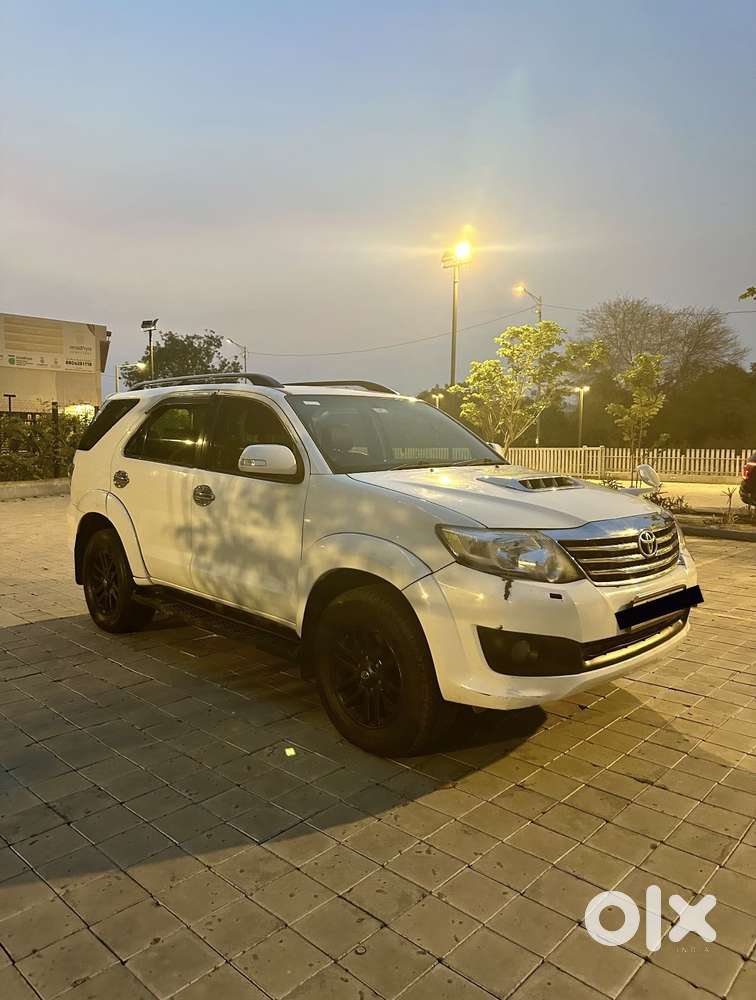 Toyota Fortuner 4x4 Mt 2.8 Diesel, 2014, Diesel