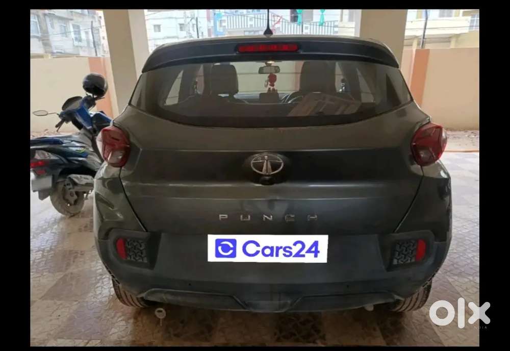 Tata Punch Dazzle 2023 Amt