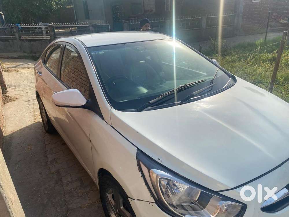 Hyundai Verna 2012 Diesel 103000 Km Driven