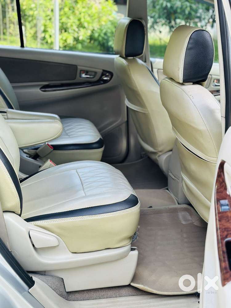 Toyota Innova 2.5 V 7 Str, 2013, Diesel