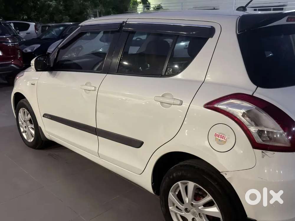 Maruti Suzuki Swift 2013 Diesel 140000 Km Driven
