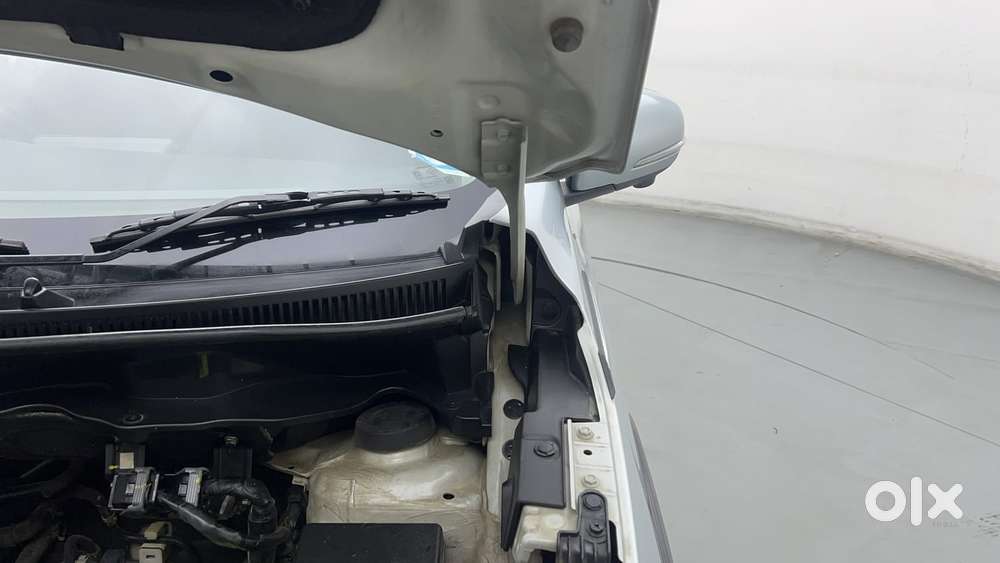 Maruti Suzuki Xl6 1.5 Alpha Plus At, 2022, Petrol