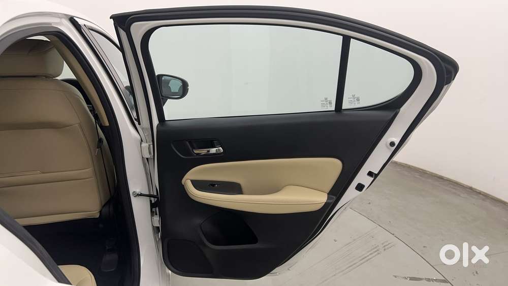 Honda City 1.5 Zx I-vtec Mt, 2024, Petrol