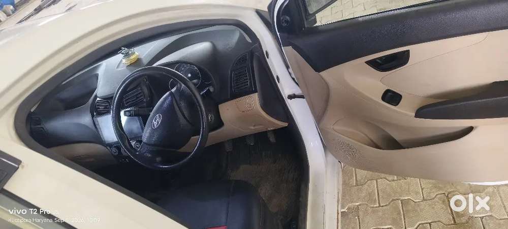 Hyundai Eon 0.8 Magna Plus 2012