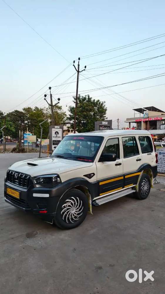 Mahindra Scorpio