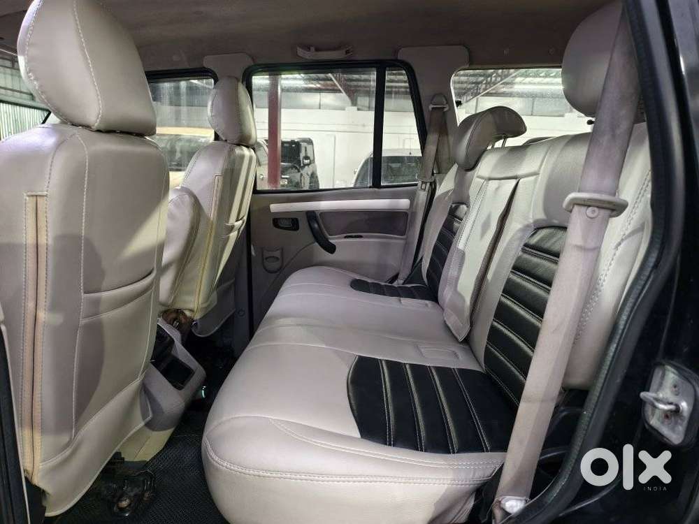 Mahindra Scorpio S10 7 Seater, 2016, Diesel
