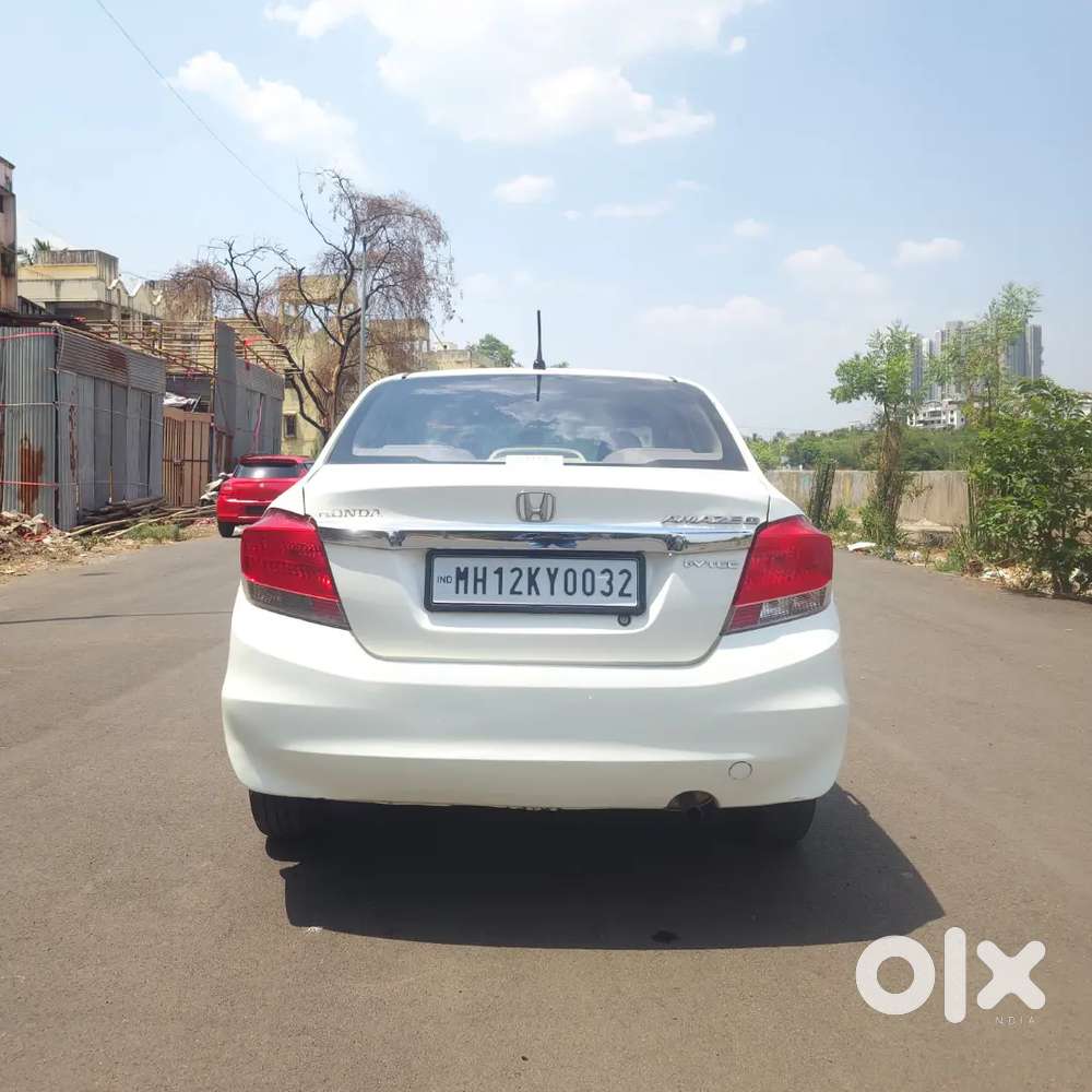 Honda Amaze 2014 (cng + Petrol) Reliable & Fuel-efficient..!