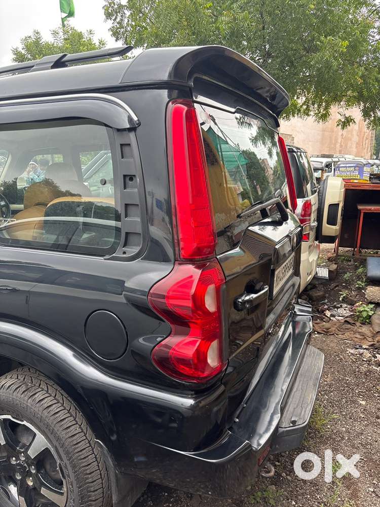 Mahindra Scorpio Classic 2023