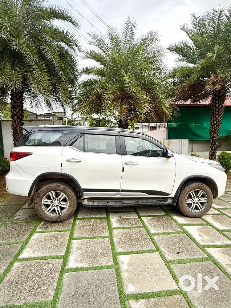 Only 55000 Kilometers Dual Tone Toyota Fortuner Diesel 2018
