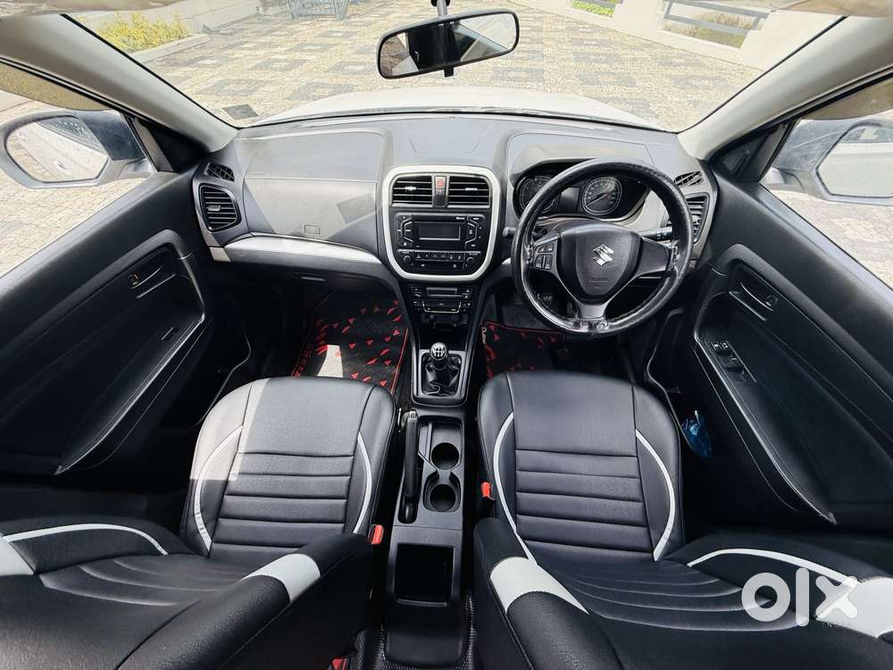 Maruti Suzuki Brezza 1.5 Vxi Smart Hybrid, 2020, Petrol