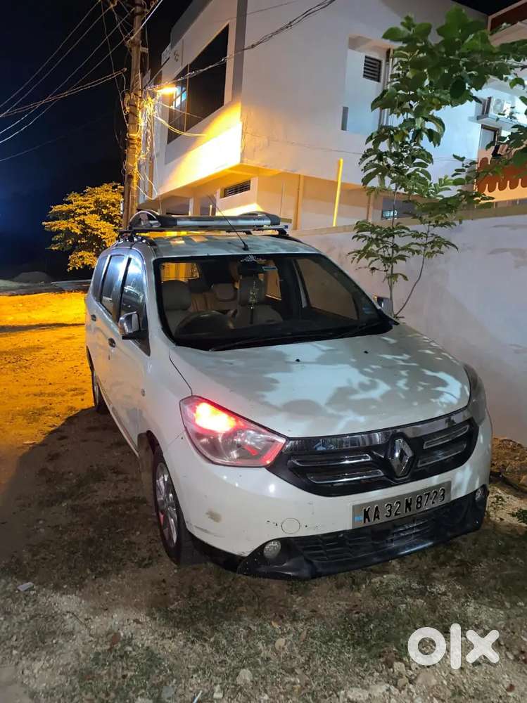 Renault Lodgy 8 Seater