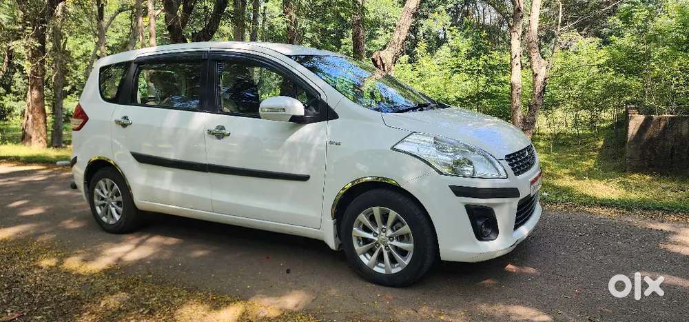 Maruti Suzuki Ertiga 2015 Diesel Well Maintained Single Handle Driven