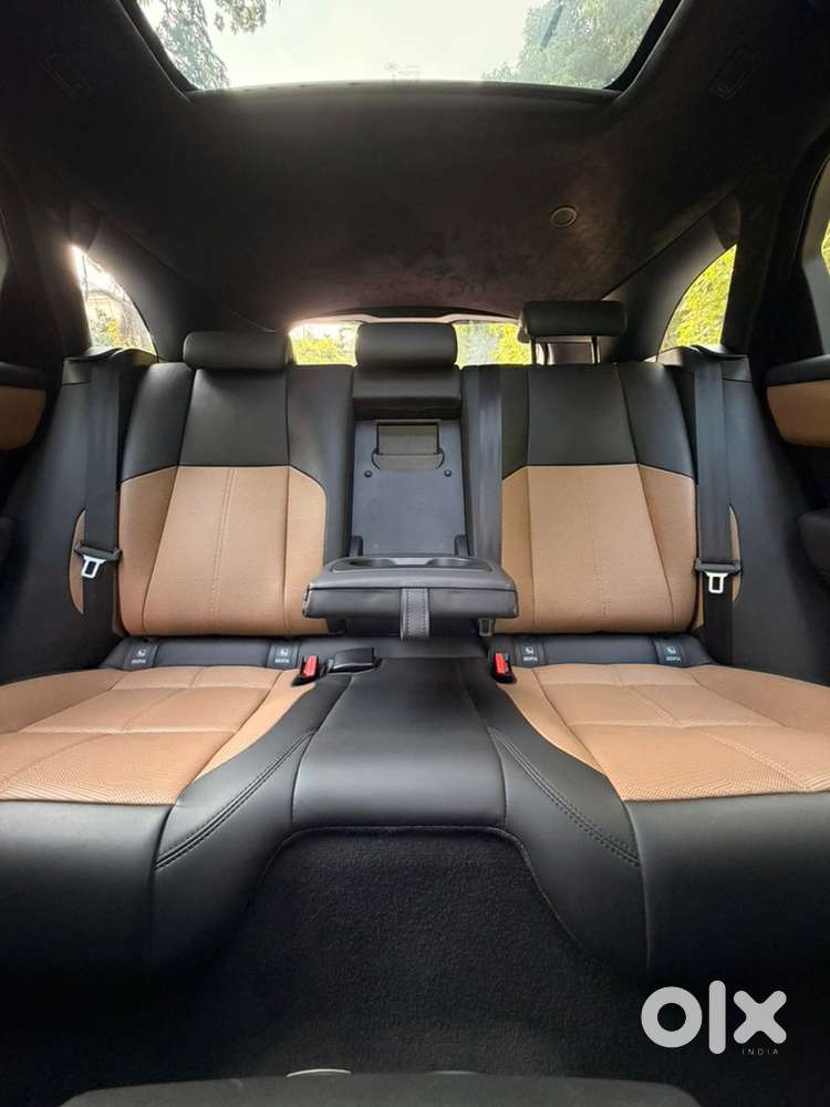 2025 Range Rover Velar Autobiography
