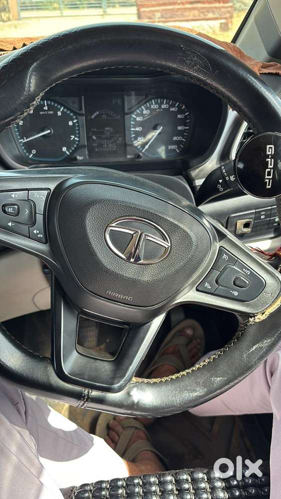 Tata Altroz Ev Petrol Well Maintained