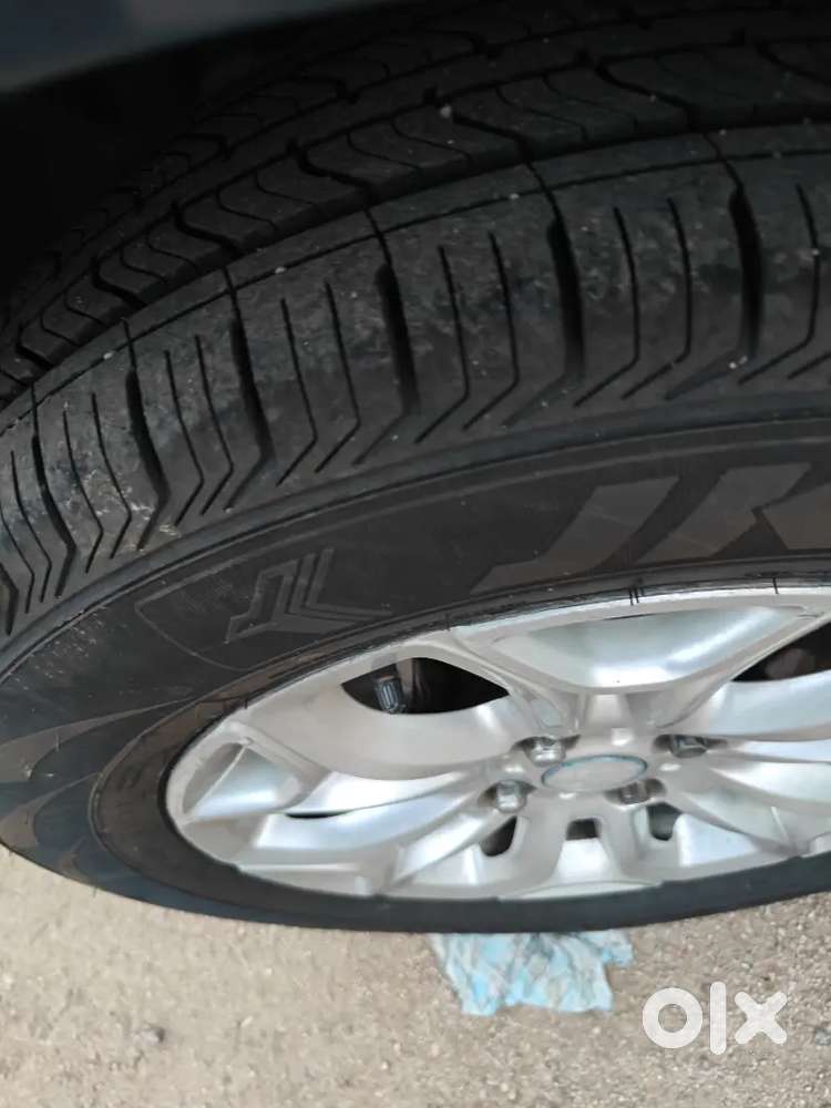 Ford Ecosport New Tyres New Seat Covers Luxury No To Spend One Rupee