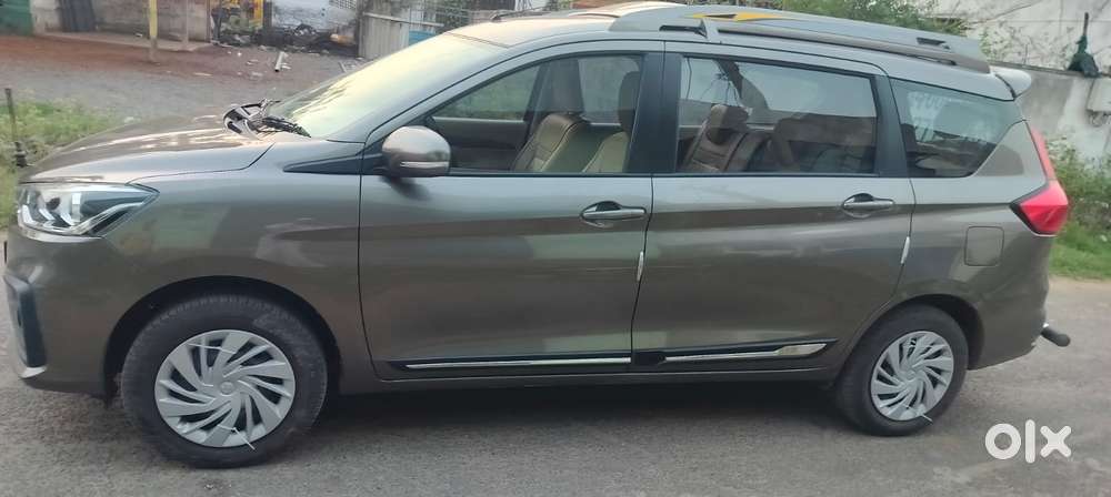Maruti Suzuki Ertiga Vxi, 2025, Petrol
