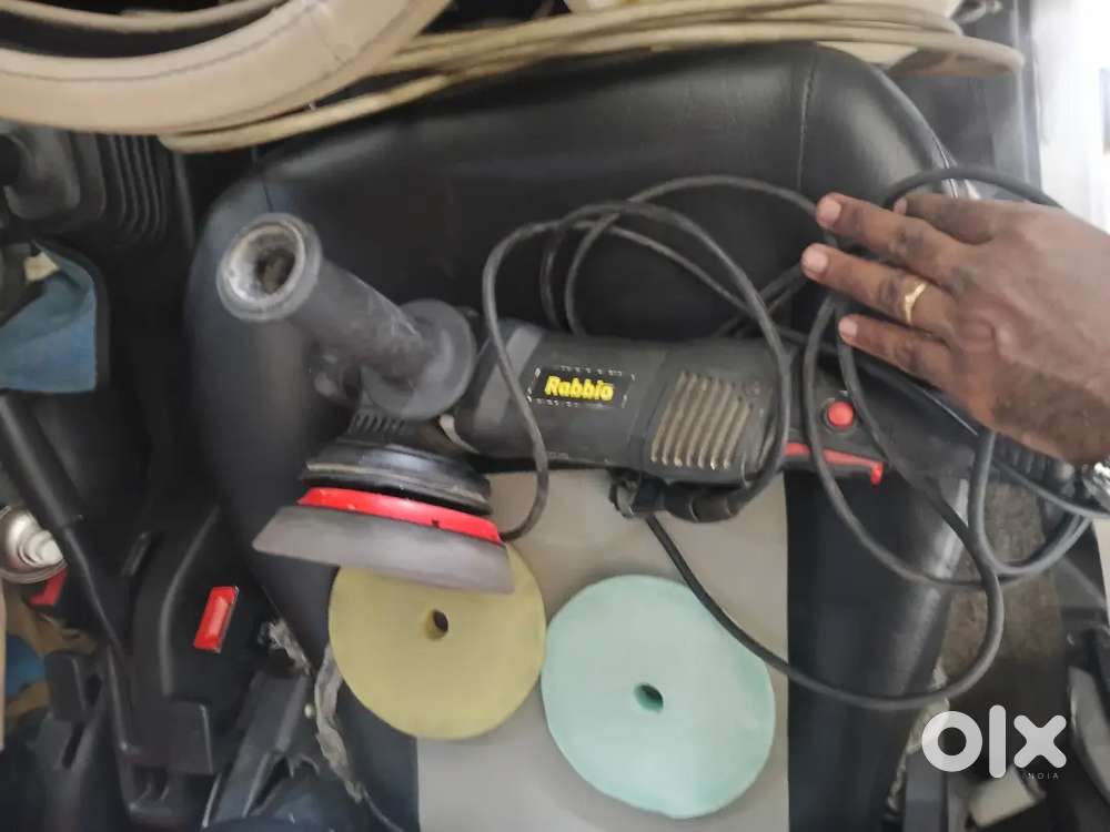 Mobile Car Detailing Studio