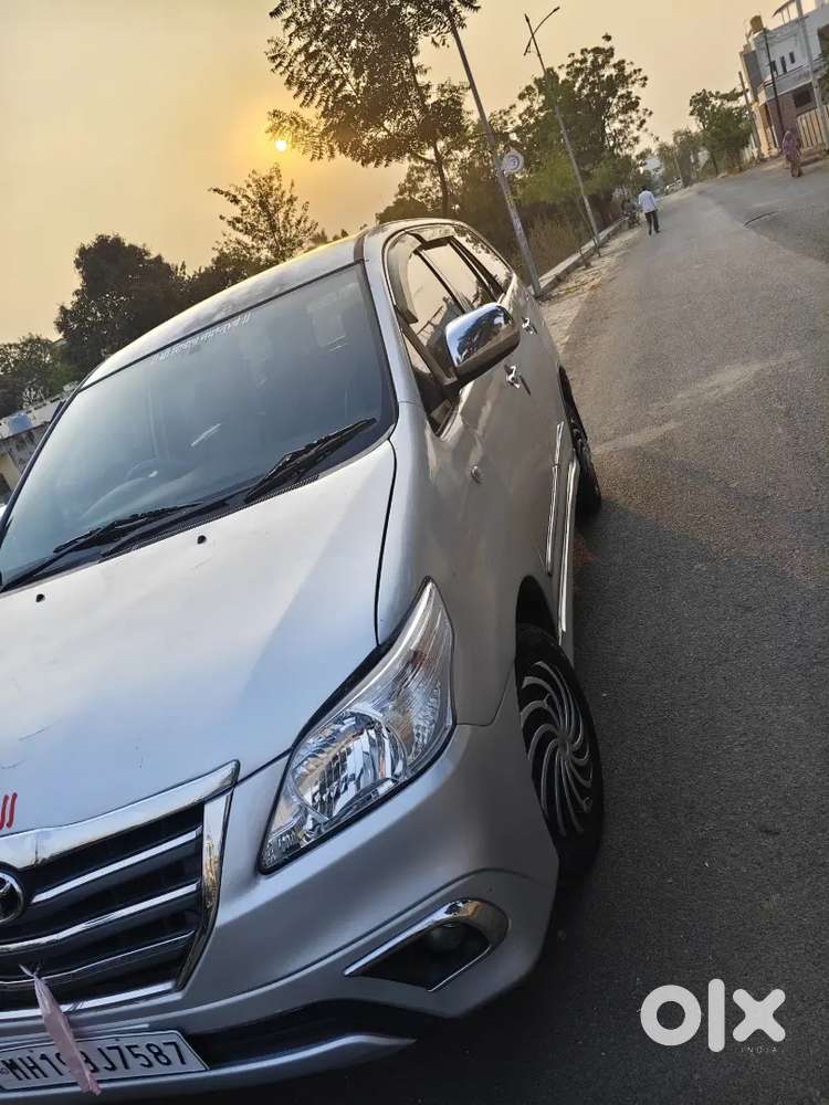 Toyota Innova Diesel 2013 2nd Owner