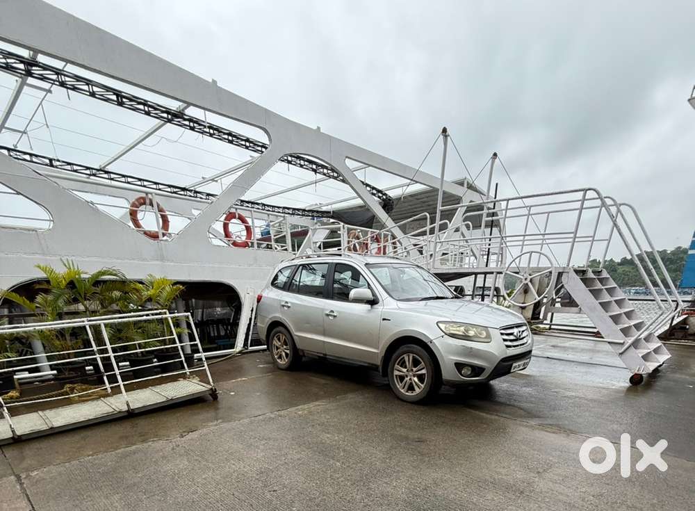 Hyundai Santa Fe 2011 Diesel Well Maintained