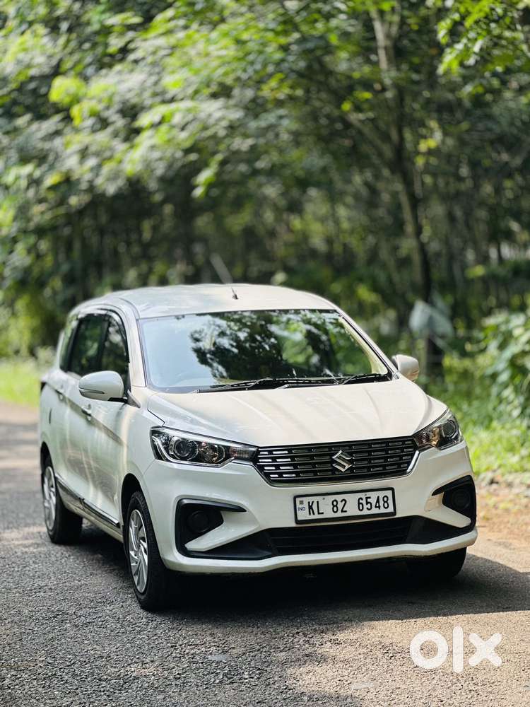 Maruti Suzuki Ertiga Vxi Shvs, 2022, Petrol