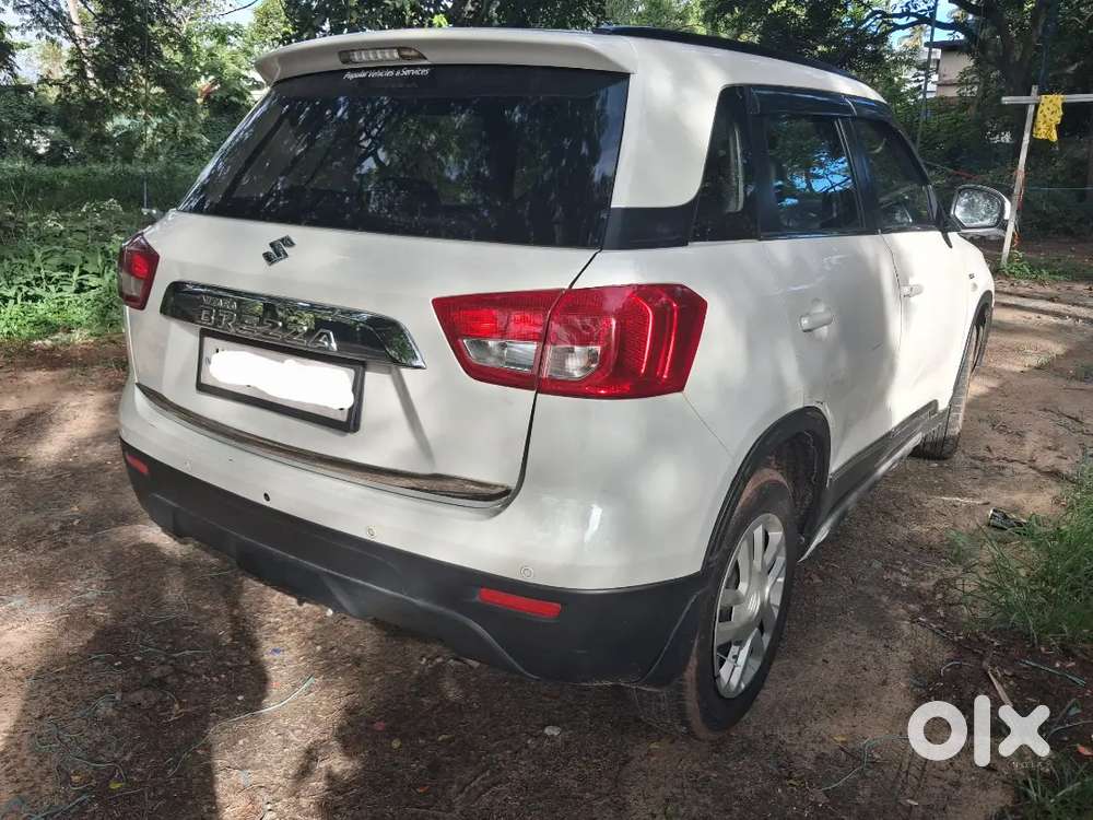 Maruti Suzuki Brezza 2019 Diesel Automatic 98000 Km Driven