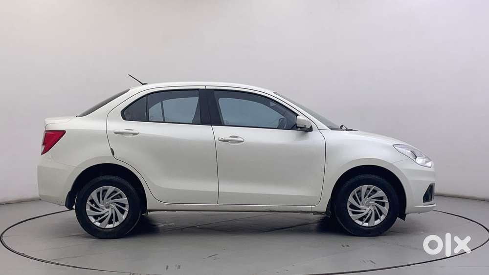 Maruti Suzuki Dzire 1.2 Vxi, 2022, Petrol