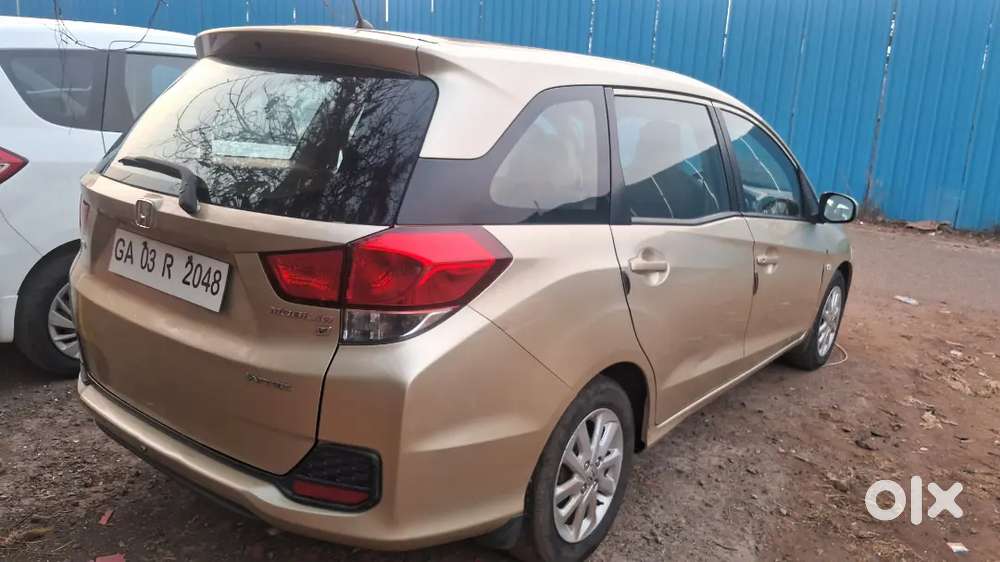 Honda Mobilio Top  2015 7 Seater Car