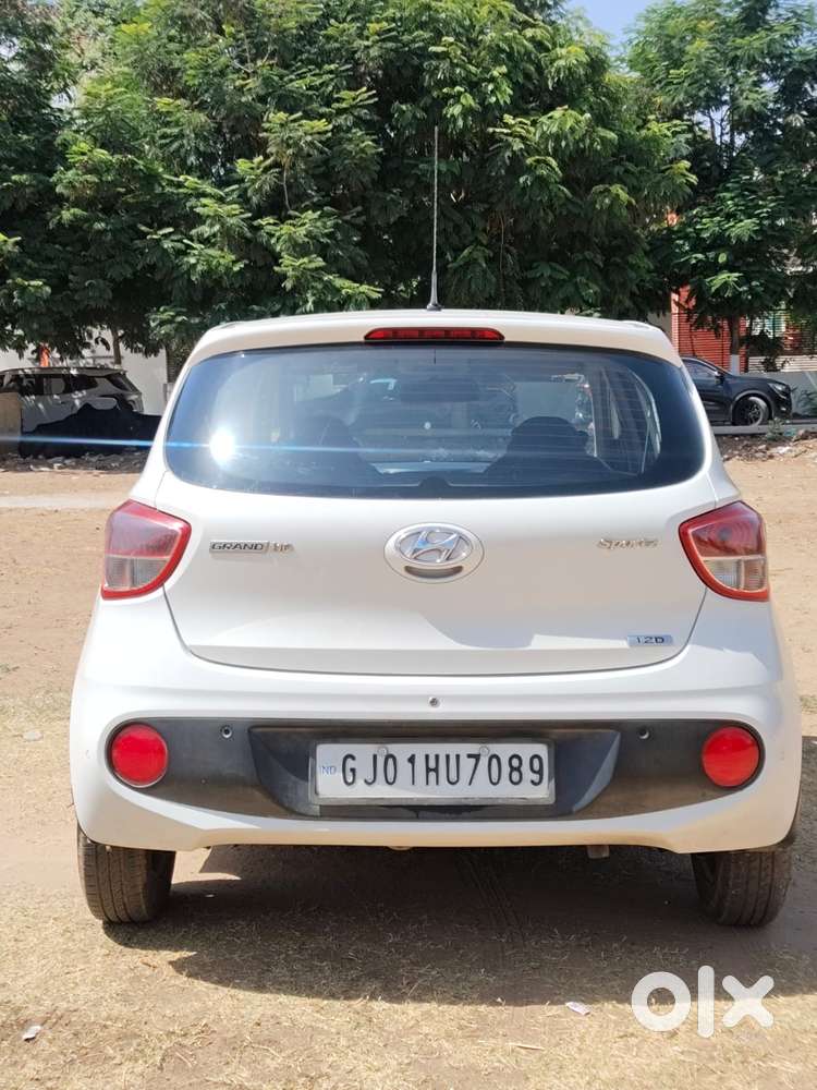 Hyundai Grand I10 1.2 Crdi Sportz Dual Tone, 2018, Diesel