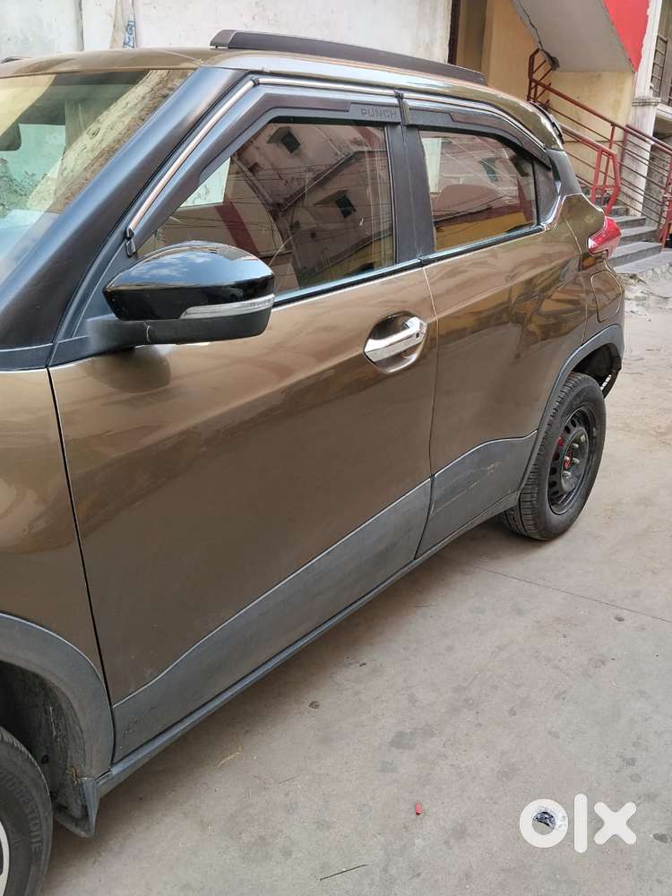 Tata Punch 1.2 Revotron Adventure Camo Rhythm, 2022, Petrol