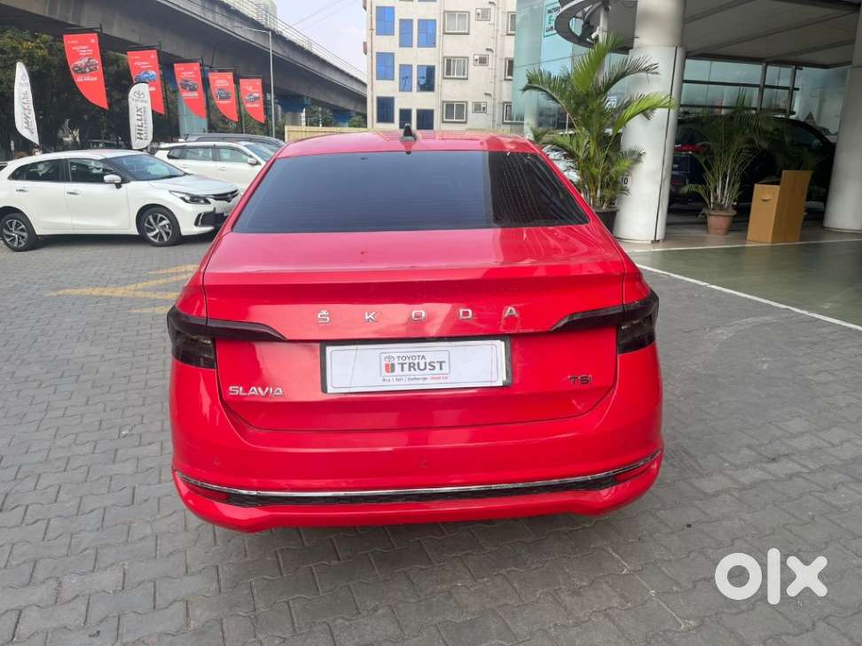 Skoda Slavia Style 1.0 Tsi At Dual Tone, 2023, Petrol