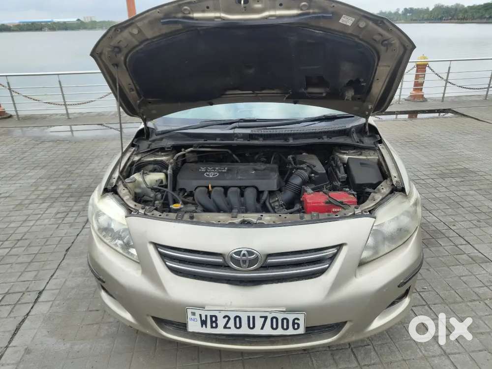 Toyota Corolla Altis 2010