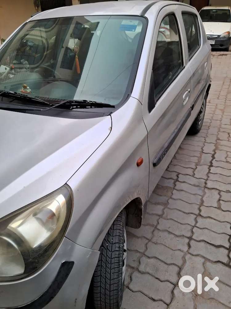 Maruti Suzuki Alto- 800 Year 2014 Silver Color